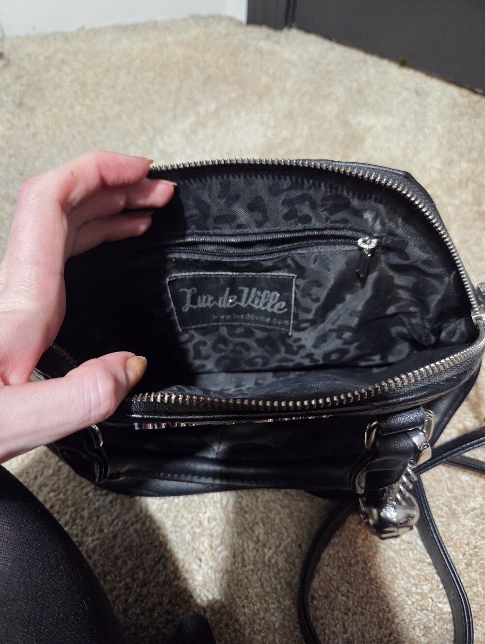 Lux de Ville Glampira Tote in Black and Red - Picture 4 of 4